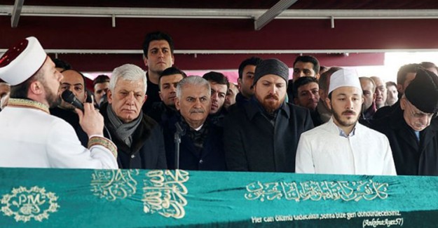 Cumhurbaşkanı Erdoğan'ın Dayısı Toprağa Verildi