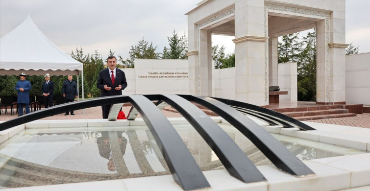 Cumhurbaşkanı Yardımcısı Cevdet Yılmaz Kırgızistan'da Ata Beyit Ulusal Kompleksi'ni Ziyaret Etti