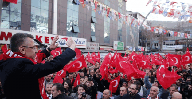 Cumhurbaşkanı Yardımcısı Fuat Oktay: AK Parti Her Zaman Dimdik Durdu