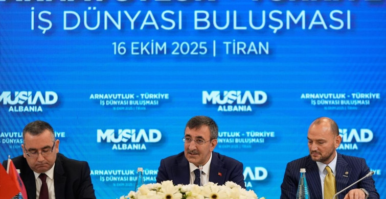 Cumhurbaşkanı Yardımcısı Yılmaz, Arnavutluk'ta İş Dünyası Buluşması'na Katıldı