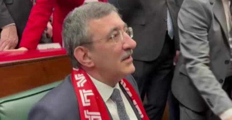 Cumhurbaşkanı Yardımcısı Yılmaz'dan Akaryakıt Açıklaması