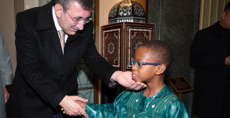 Cumhurbaşkanı Yardımcısı Yılmaz'dan Bayram Mesajları