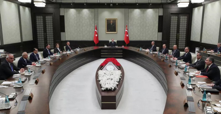 Cumhurbaşkanlığı Kabinesi Bugün Toplanıyor: Kritik 3 Konu Masada!