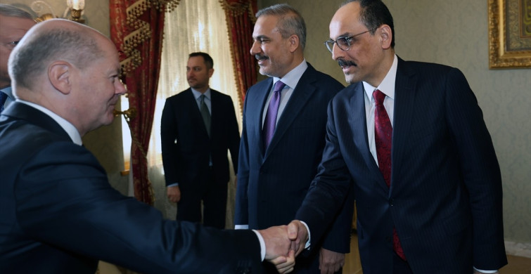 Cumhurbaşkanı Erdoğan, Almanya Başbakanı Scholz'u Kabul Etti