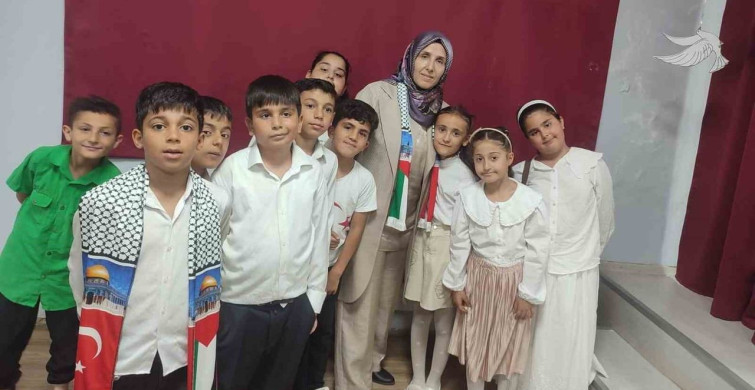 Cumhuriyet İlkokulu öğrencilerinden sanat dolu gösteri