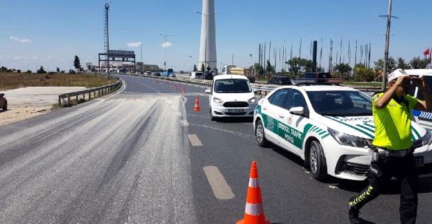 D-100 Karayolunda Çökme Meydana Geldi! Ankara Yönü Trafiğe Kapatıldı