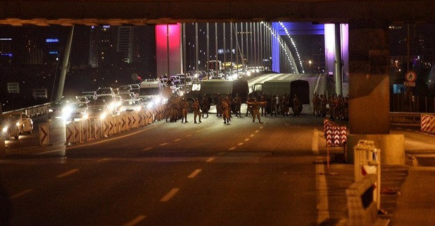 Darbe Girişiminin Arkasında Hangi Ülke Var?