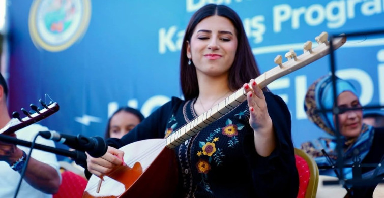 Darende Belediyesi sanat ve eğitim atölyesi’nde dönem sonu heyecanı