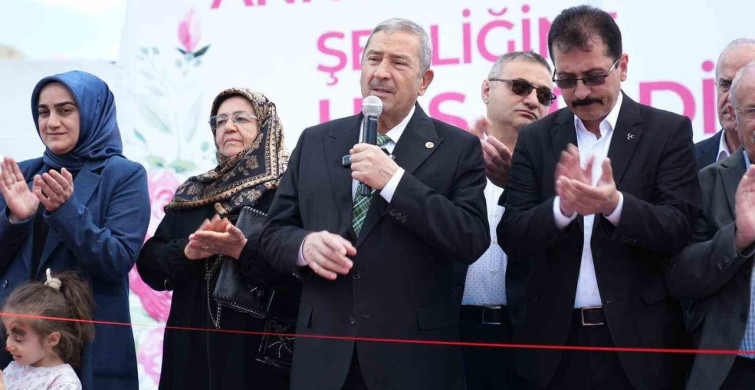 Darende'de Anneler Günü Şenliği Başladı