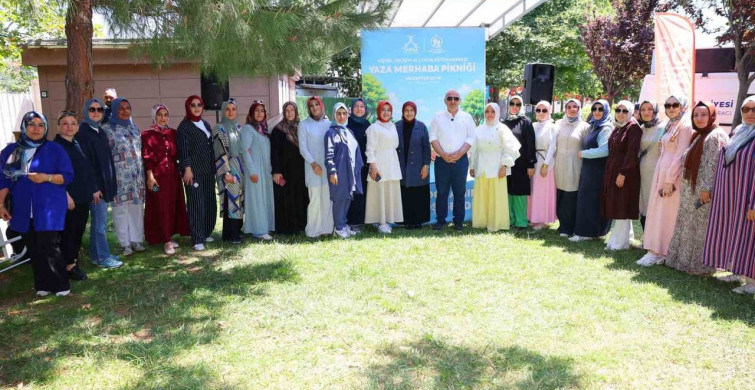 Darıca’da kadın kursiyerler piknikte bir araya geldi