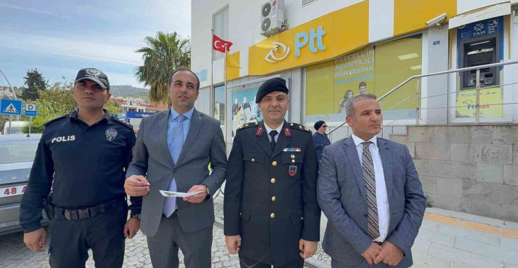 Datça'da Motosiklet Sürücülerine Ücretsiz Kask Dağıtımı
