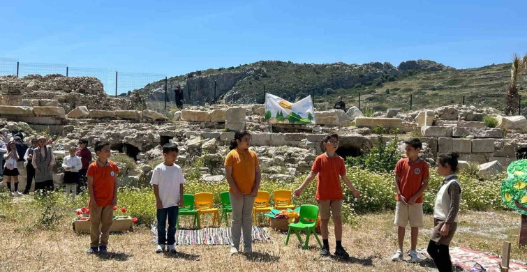 Datça'da Öğrencilerden Büyüleyici Performans