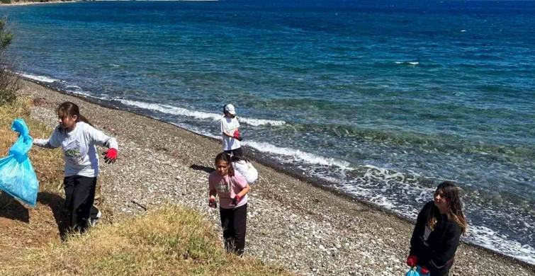 Datça'da 'Orman Benim' İle Çevre Temizliği