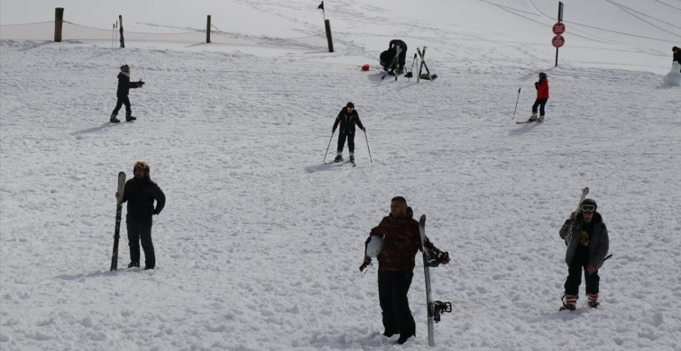 Davraz Kayak Merkezi'nde Yoğun Hafta Sonu