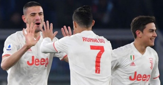 De Light'tan Milli Futbolcumuza Büyük Saygısızlık 