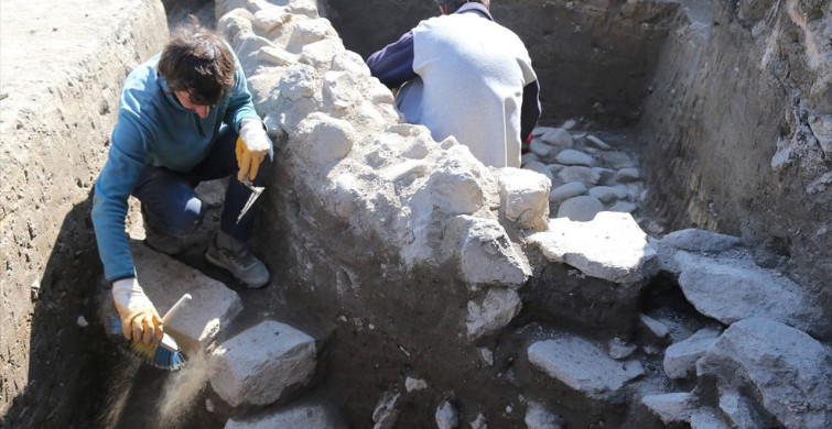Değirmenler Höyük'te Karaz Kültürü Öncesi Mimari İzler Keşfedildi