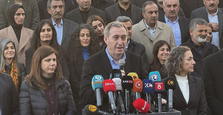 DEM Partisi Eş Genel Başkanı Bakırhan'dan Diyarbakır'da Önemli Açıklamalar