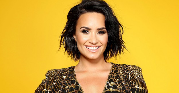 Demi Lovato Hastaneye Kaldırıldı