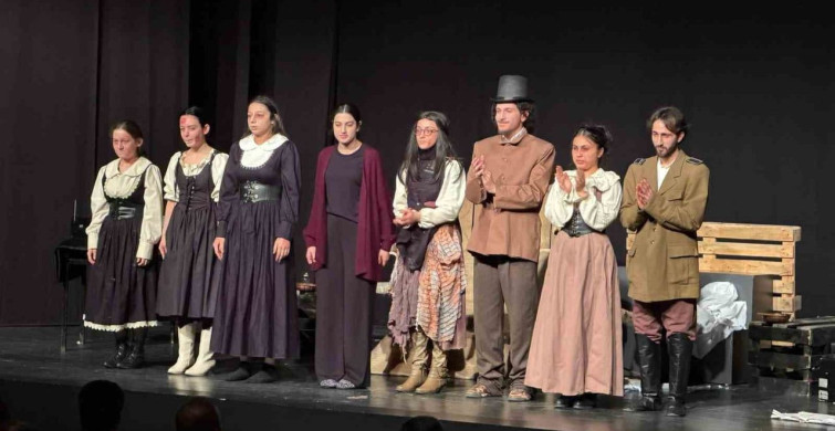 Demir Ateşi Tiyatro Yarışmasında Birinci Oldu