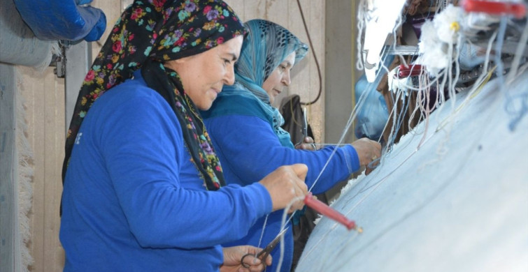 Demirci Halıları Dünya Pazarında İlgi Görüyor