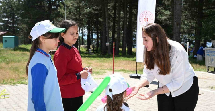 Demirci'de Uçurtma ve Çocuk Oyunları Şenliği