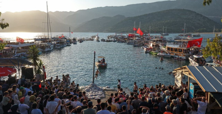 Demre'de 1 Temmuz Denizcilik ve Kabotaj Bayramı coşkuyla kutlandı