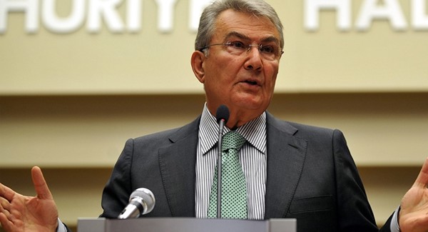 Deniz Baykal'dan Kılıçdaroğlu'nu Kızdıracak Bir Açıklama Daha!