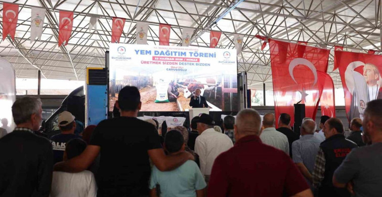 Denizli Büyükşehir, 6 bin 317 yetiştiriciye yem desteği sağladı