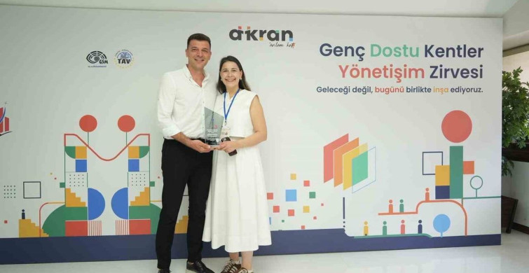 Denizli Büyükşehire ‘genç dostu kent: iyi yönetişim teşvik’ ödülü