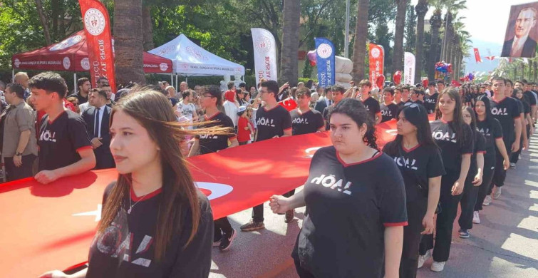 Denizli'de 19 Mayıs Bayramı Coşkusu