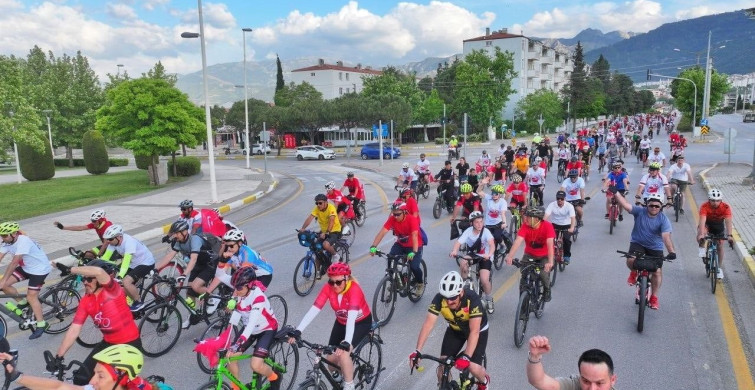 Denizli'de 19 Mayıs Coşkusuyla Umuda Pedal Çevirildi