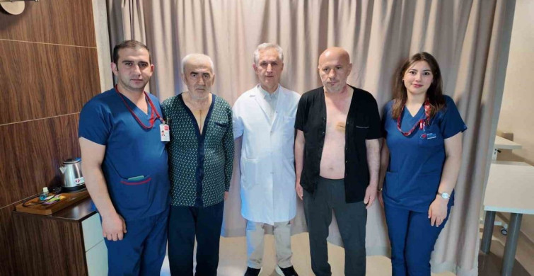 Denizli'de Başarılı Bypass Ameliyatlarıyla Sağlıklarına Kavuşan İki Hasta