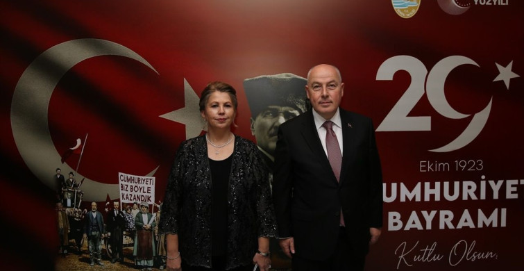 Denizli'de Cumhuriyet Bayramı Coşkusu Denizli'de Cumhuriyet Bayramı Coşkusu