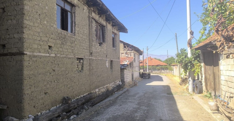 Denizli'de Darbedilen Yaşlı Kadın Hayatını Kaybetti