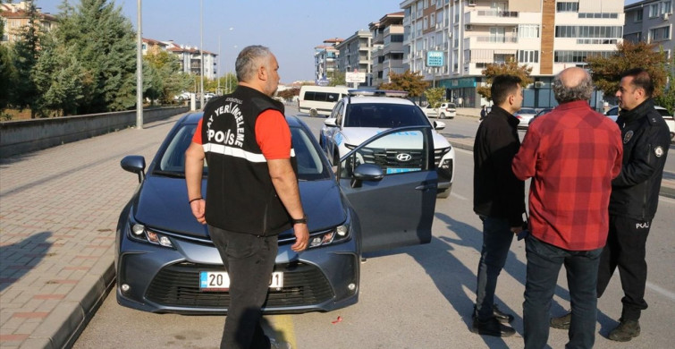 Denizli'de Okul Müdürü Silahlı Saldırıya Uğradı