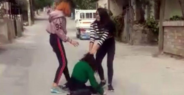 Denizli'de Sokak Ortasında 2 Çocuğu Dövmüşlerdi! Serbest Bırakıldılar