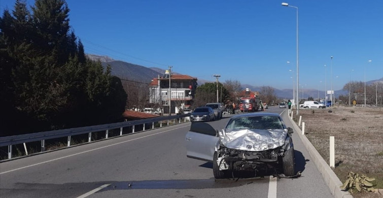 Denizli'de Trafik Kazası: 1 Ölü, 1 Yaralı