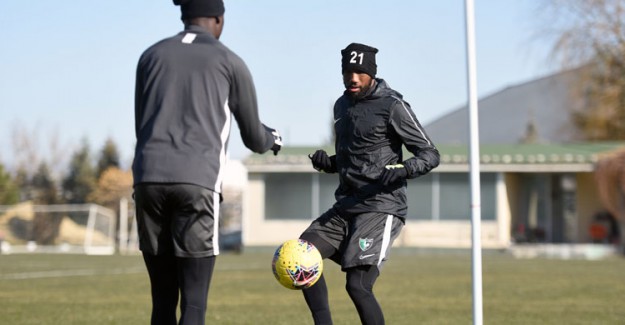 Denizlispor'a 3 Futbolcudan Güzel Haber