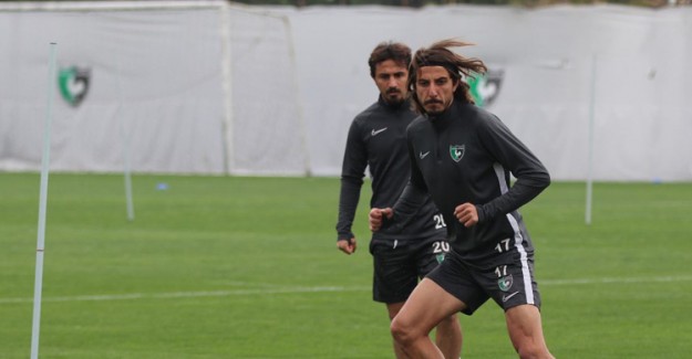 Denizlispor'da 3 Oyuncu, Kadro Dışı Kaldı!