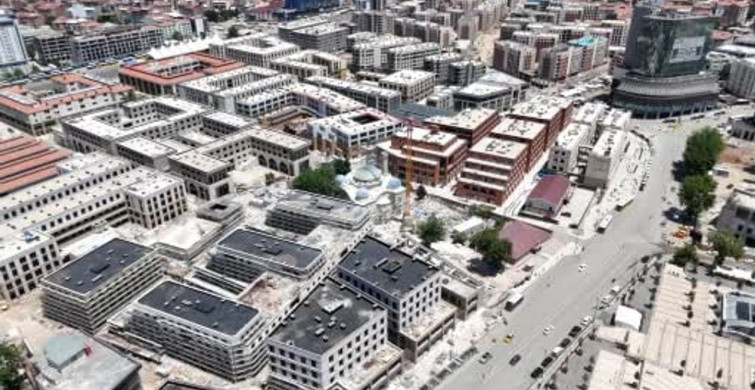 Depremde yıkılan Malatya’nın simgesi Yeni Cami’de restorasyonda sona yaklaşıldı