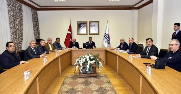 Depremden Ağır Hasar Alan 37 Bina Yıkılacak