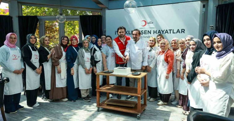 Depremzede kadınlar ‘iyilikle pişen hayatlar’ atölyesi için İstanbul’da buluştu
