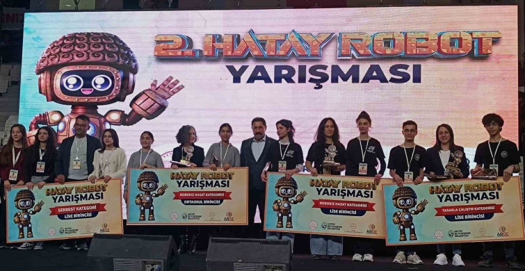 Depremzede Öğrenciler 'Hatay Bot' Robot Yarışmasında Hayallerini Gerçekleştirdi