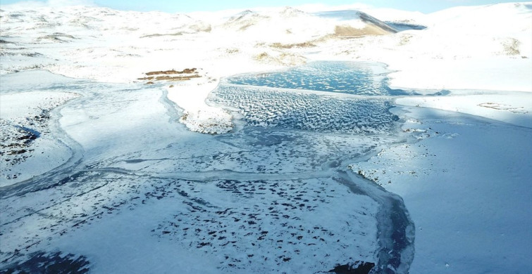 Derecek Barajı Buzla Kaplandı: Kış Manzarası ve Tarımda Verimlilik Artışı