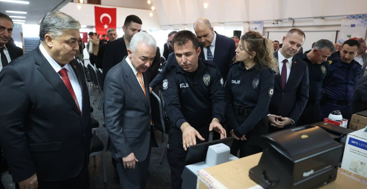 Dereköy Sınır Kapısı'na Elektronik Ekipman Desteği