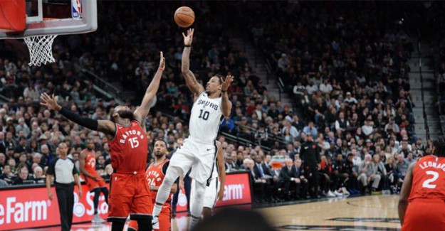 DeRozan'ın Triple Double’ı Spurs’e Galibiyeti Getirdi!