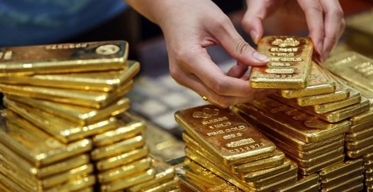 Dev bankadan iddialı altın tahmini! Tarihi zirve sonrası fren yaptı