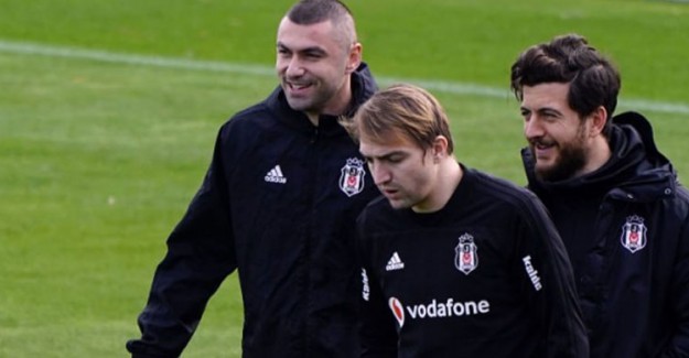 Dev Derbi Öncesi Beşiktaş'a İki İsimden Kötü Haber