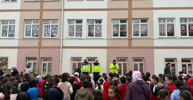 Develi'de Çocuklara Trafik Eğitimi Verildi