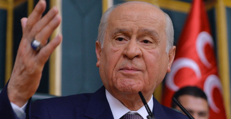 Devlet Bahçeli'den, Milli Güreşçiye Tebrik